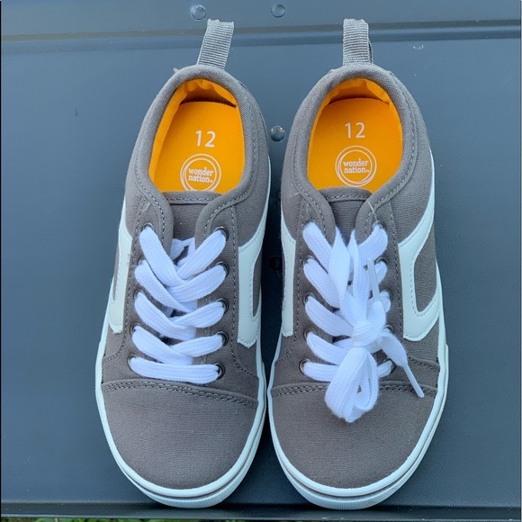 Wonder Nation Boys Casual Colorblock Skate Sneaker - Picture 2 of 10